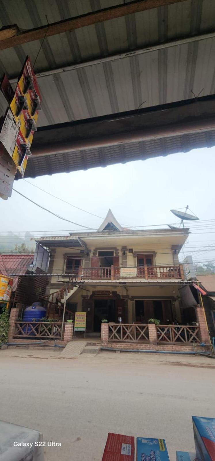 Thip Phavanh Guesthouse Pakbeng Exterior photo
